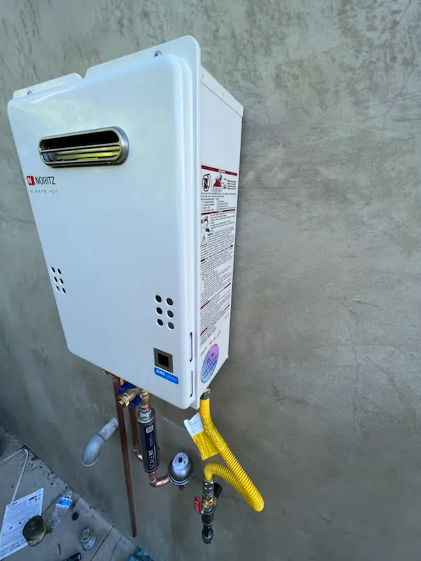 Tankless water heater installation for North Meadowbrook Terrace homes